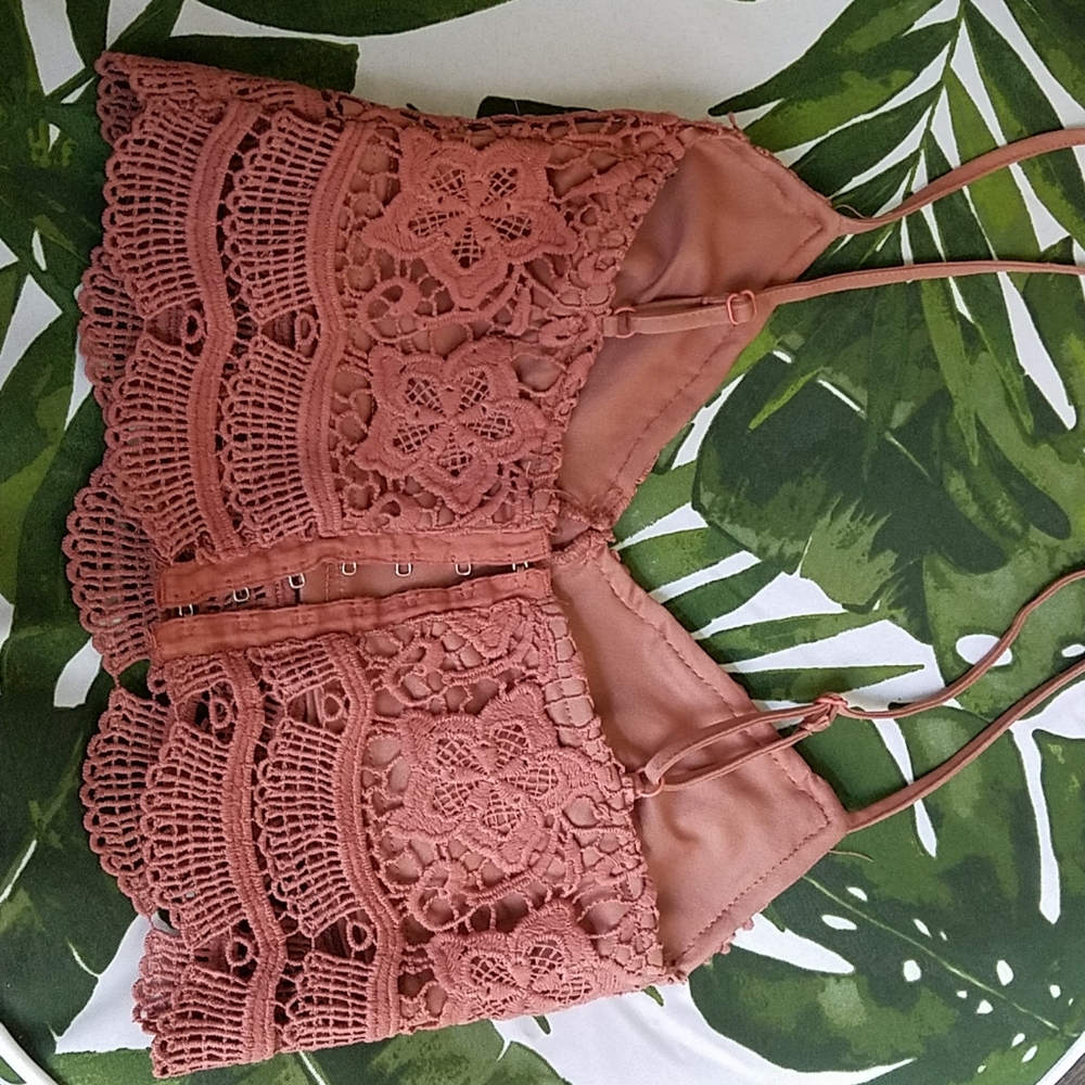 SOLD kendall & kylie pink mauve lace crop - Picture 2 of 3